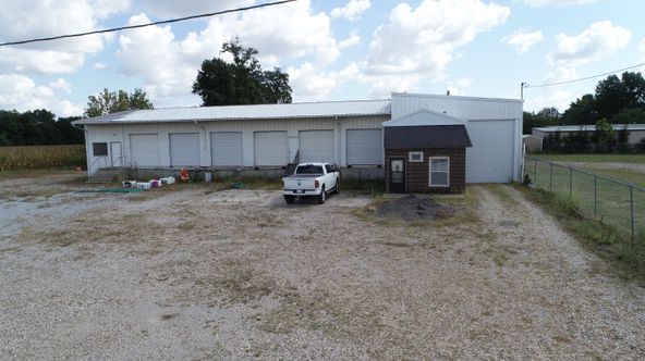 1420 E Fayette Ave, Teutopolis, IL 62467